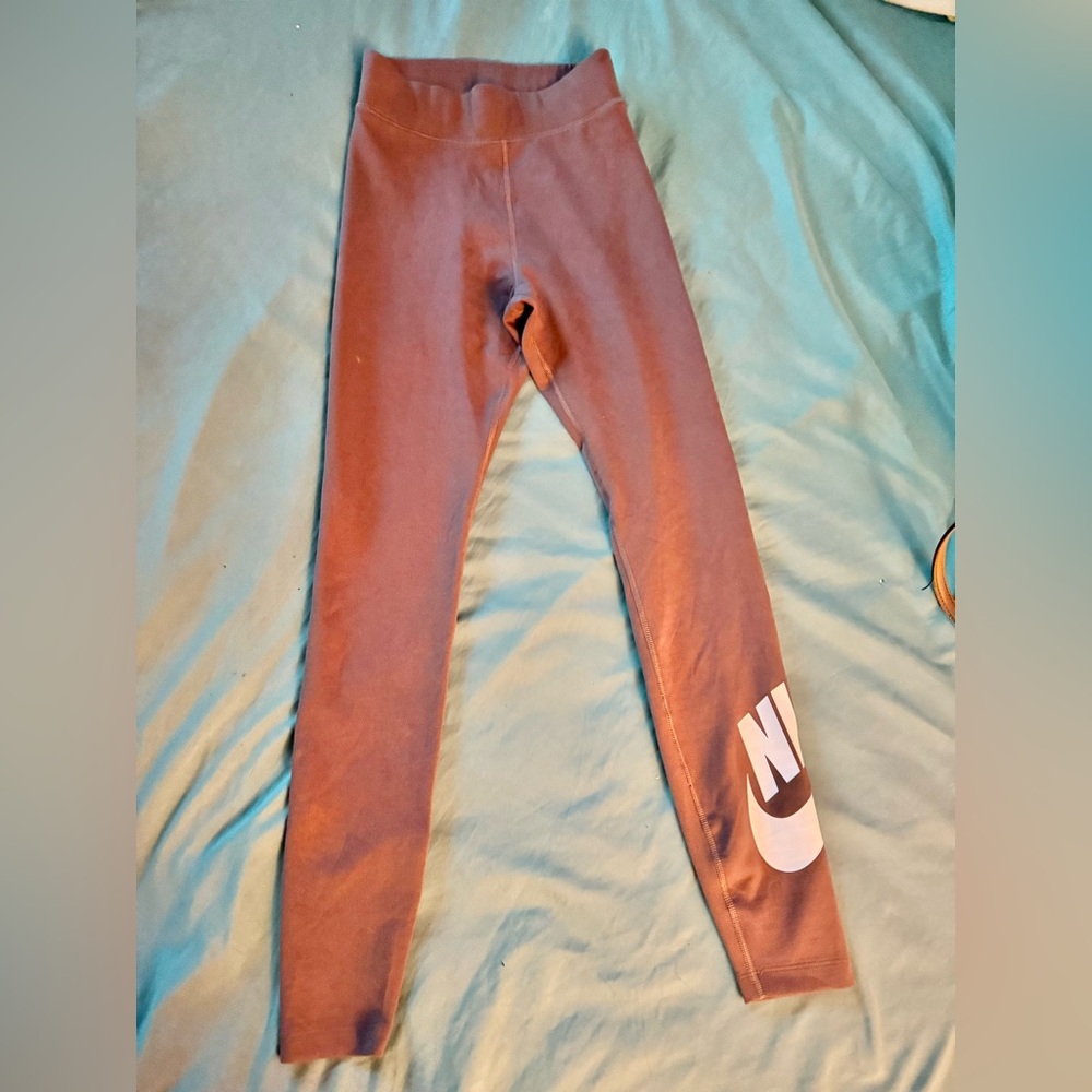 Nike brown women’s Logo Leggings